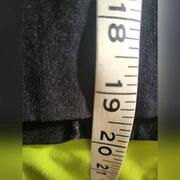 4 for $30 ๐ Tribal stretchy golf skort size 12 - Picture 7 of 8